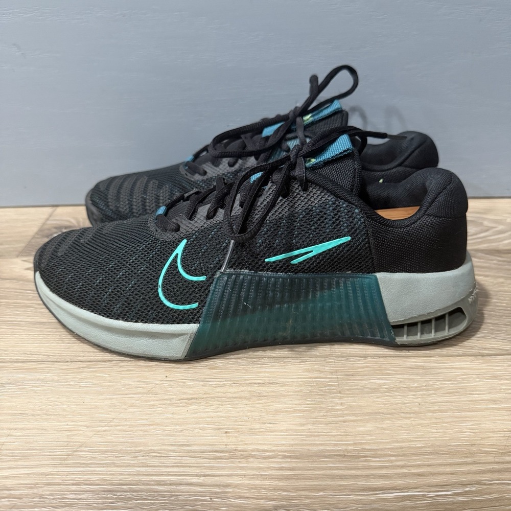 Nike Metcon 8 Mens Workout Sneakers Black Teal DZ2617-103 Size 9